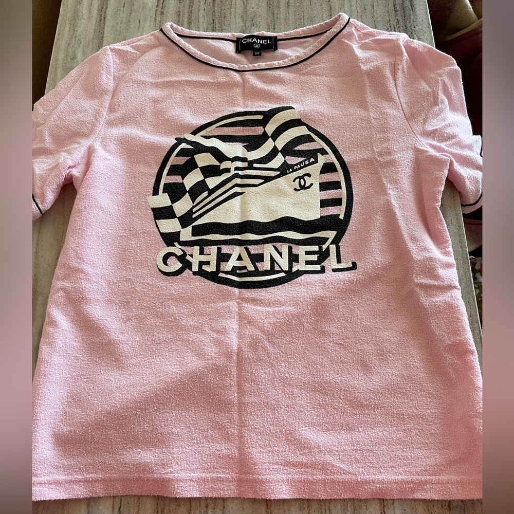SOLD!!! Chanel tshirt